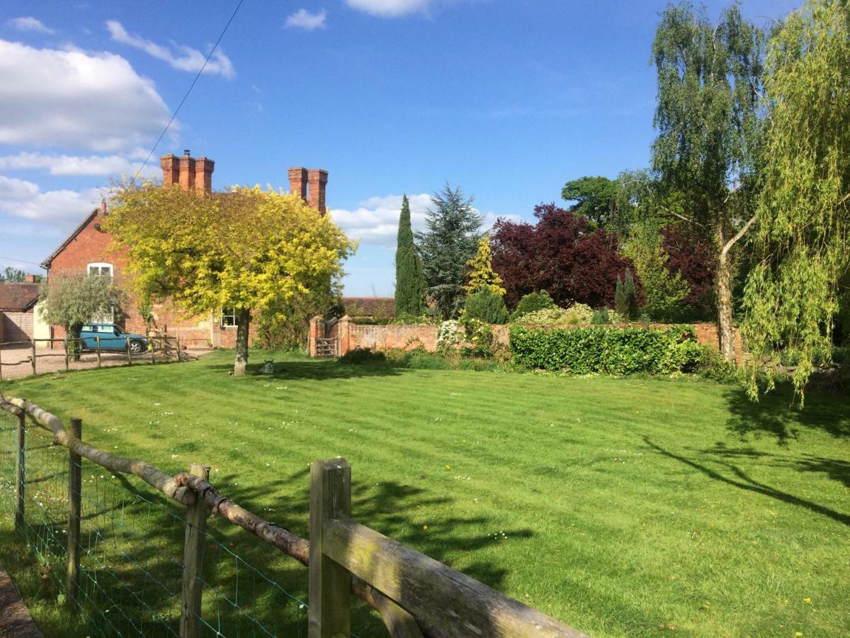 Gasthaus Gilberts End Farm Great Malvern Exterior foto